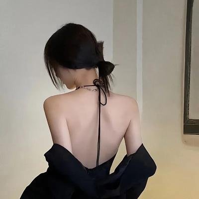 壁女